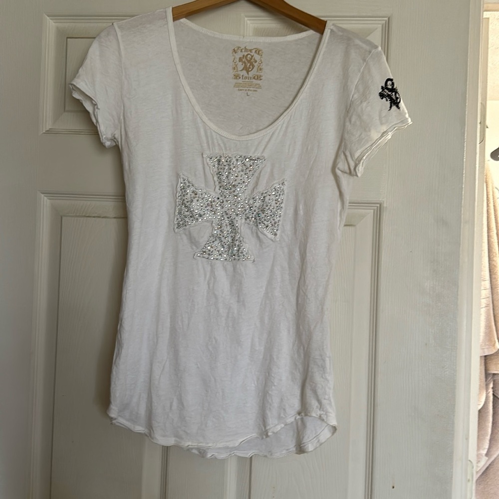 Velvet stone rhinestone tee. Perfect condition. Size large